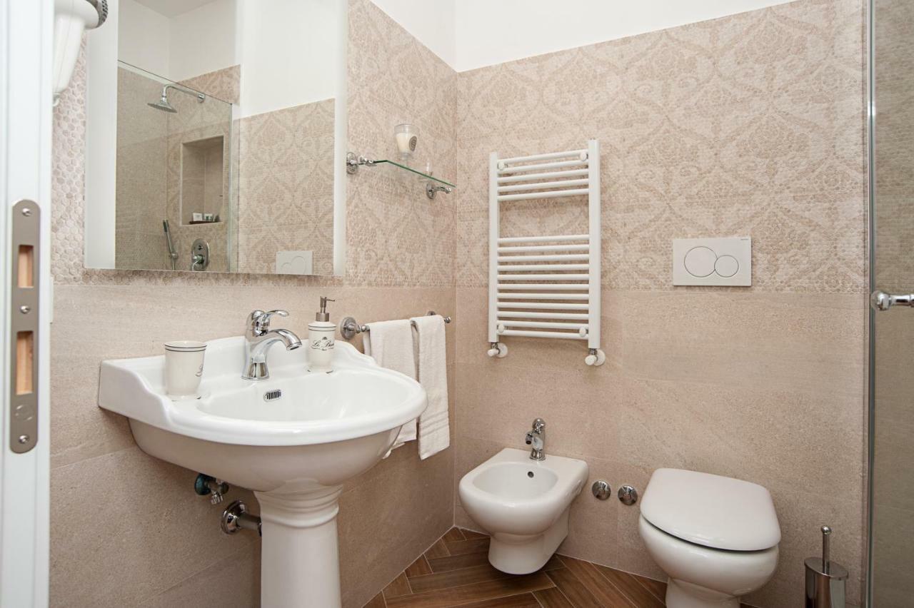 Luxury & Charme Colosseo Рим Экстерьер фото